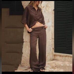 ZARA BLOGGERS FAV FLOWY STRAIGHT LEG PANTS 
CHOCOLATE